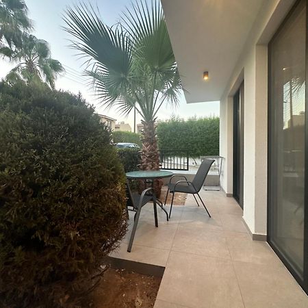 Royal Sunset Studios & Apartments 利马索尔 外观 照片